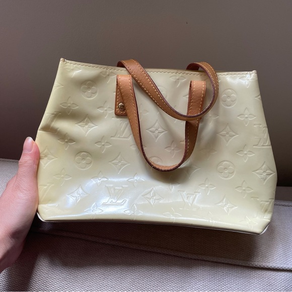 Louis Vuitton authentic small tote (white pearl colour) - Picture 5 of 13